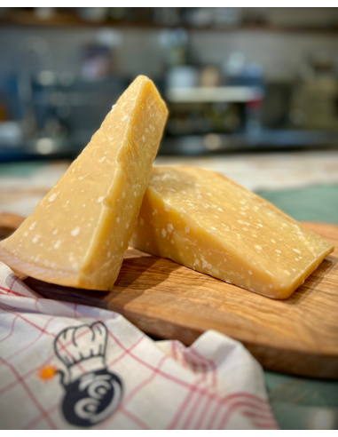 PARMIGIANO REGGIANO DOP 80 mois - Sélection du Chef Simone Zanoni Véritable concentré